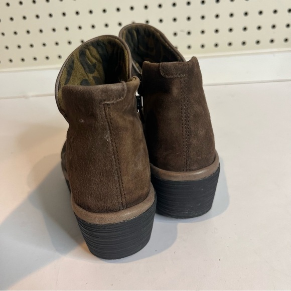 FLY London | Yip Boot - Picture 4 of 8